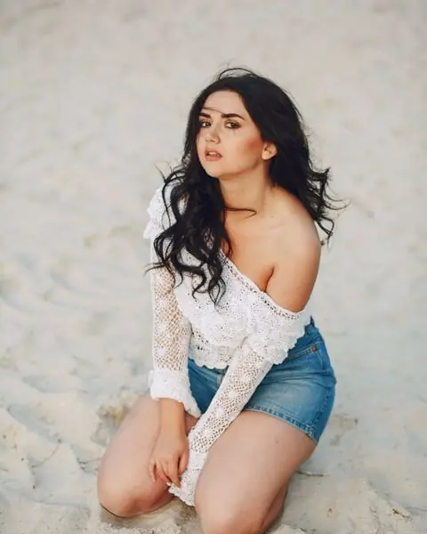 Model Call Girl Dehradun Komal